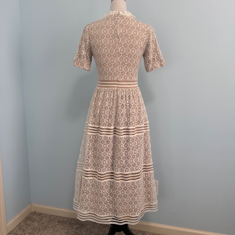 Baltic Born Windsor Lace Tiered Midi Dress‎ Ivory Size M - Picture 4 of 11